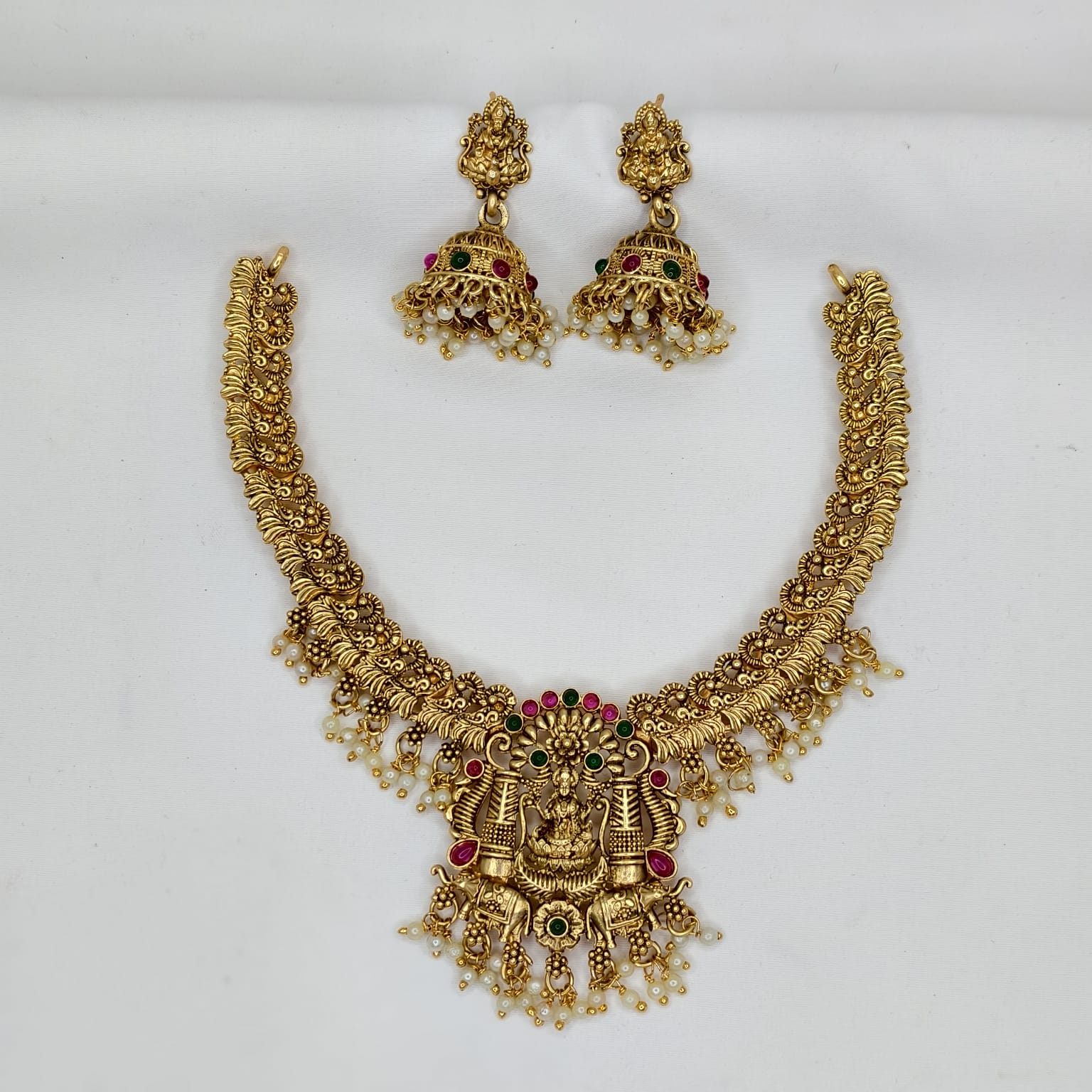 South Indian Laxmi Jewellery Set (CODE: 2604)