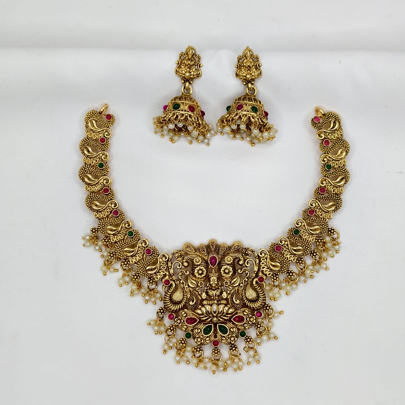 South Indian Laxmi Jewellery Set (CODE: 2605)