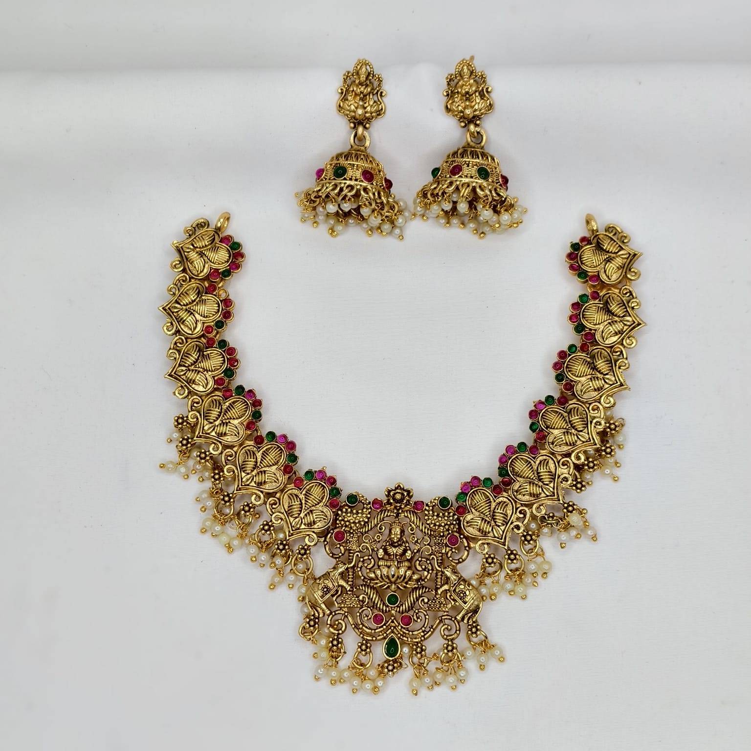 South Indian Laxmi Jewellery Set (CODE: 2607)