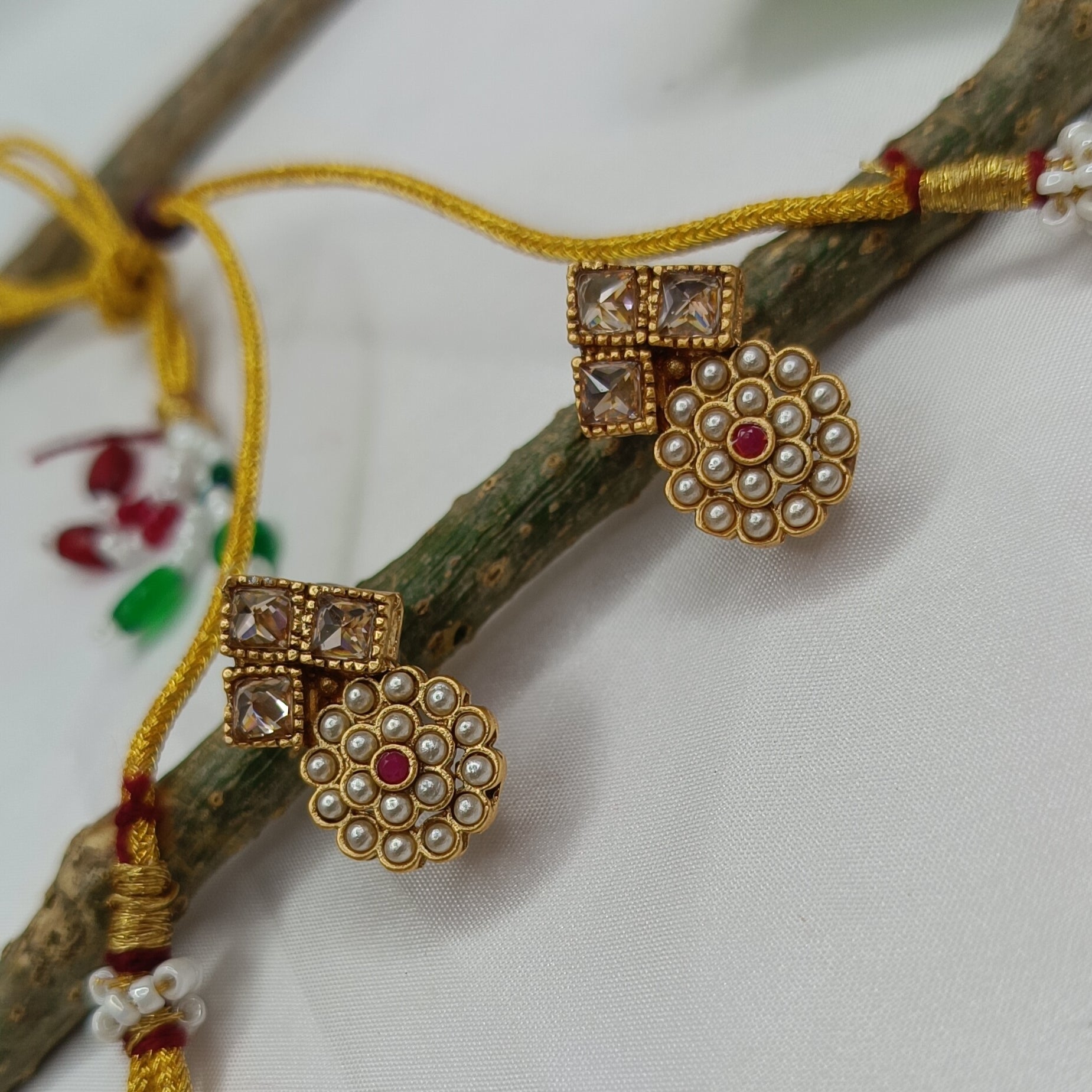Premium Quality Gold Plated Necklace Set With Earring and Maangtika (CODE:M7)
